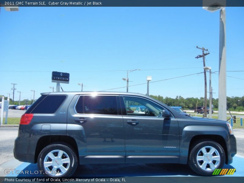 Cyber Gray Metallic / Jet Black 2011 GMC Terrain SLE