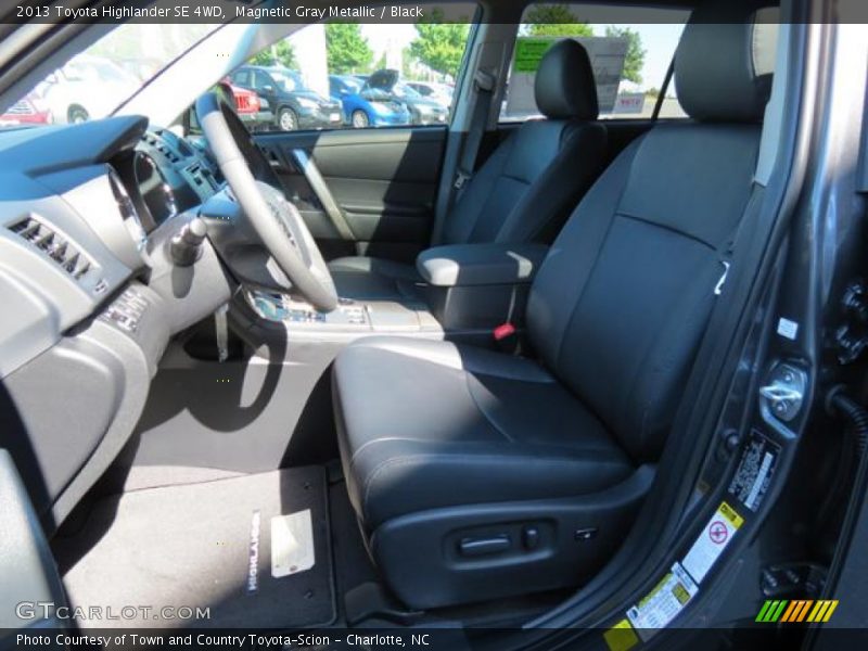 Magnetic Gray Metallic / Black 2013 Toyota Highlander SE 4WD