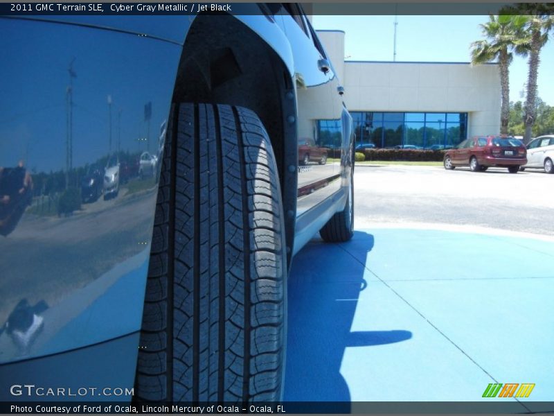 Cyber Gray Metallic / Jet Black 2011 GMC Terrain SLE