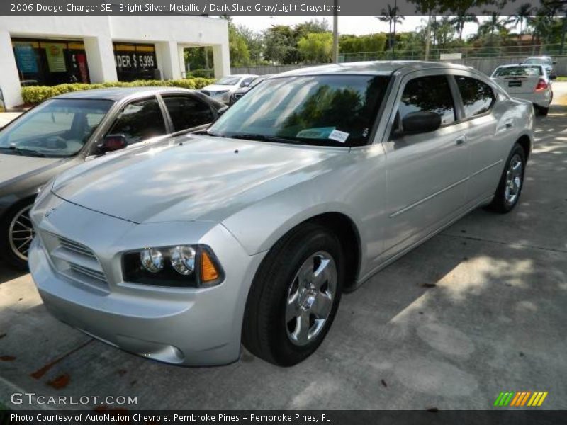 Bright Silver Metallic / Dark Slate Gray/Light Graystone 2006 Dodge Charger SE