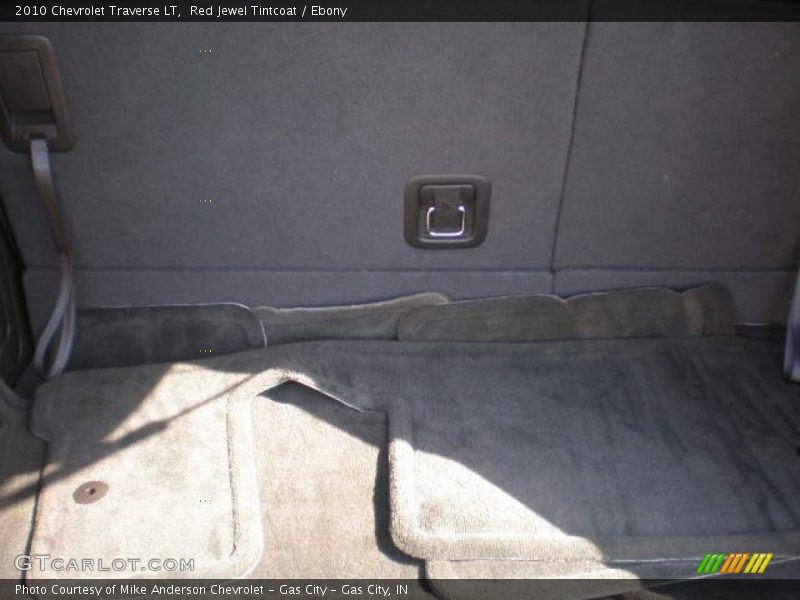 Red Jewel Tintcoat / Ebony 2010 Chevrolet Traverse LT