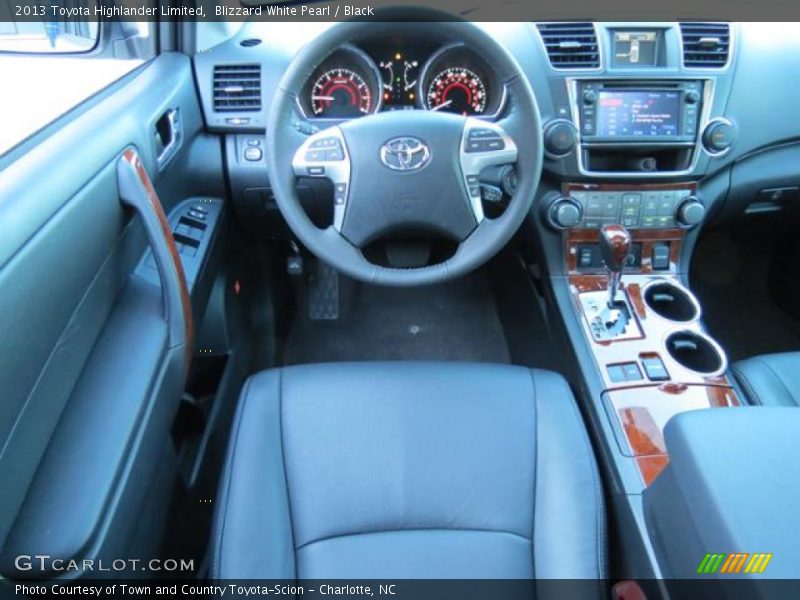 Blizzard White Pearl / Black 2013 Toyota Highlander Limited