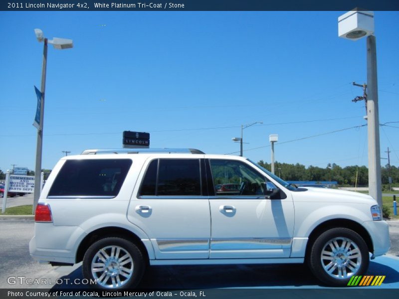 White Platinum Tri-Coat / Stone 2011 Lincoln Navigator 4x2