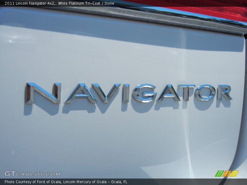White Platinum Tri-Coat / Stone 2011 Lincoln Navigator 4x2