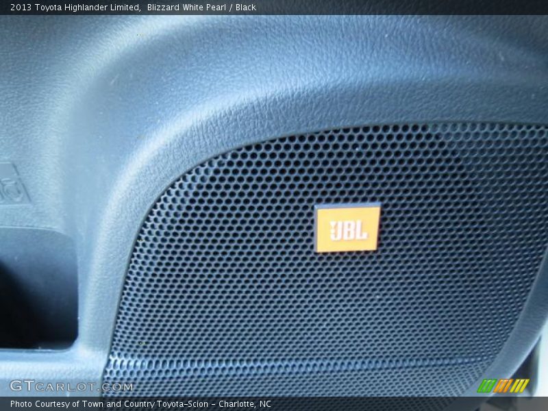 Blizzard White Pearl / Black 2013 Toyota Highlander Limited