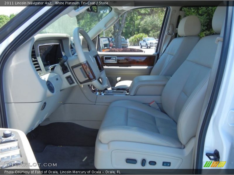  2011 Navigator 4x2 Stone Interior