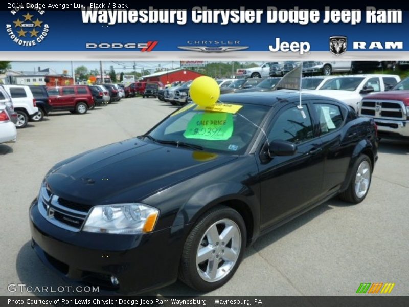 Black / Black 2011 Dodge Avenger Lux