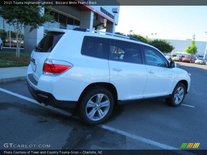 Blizzard White Pearl / Black 2013 Toyota Highlander Limited