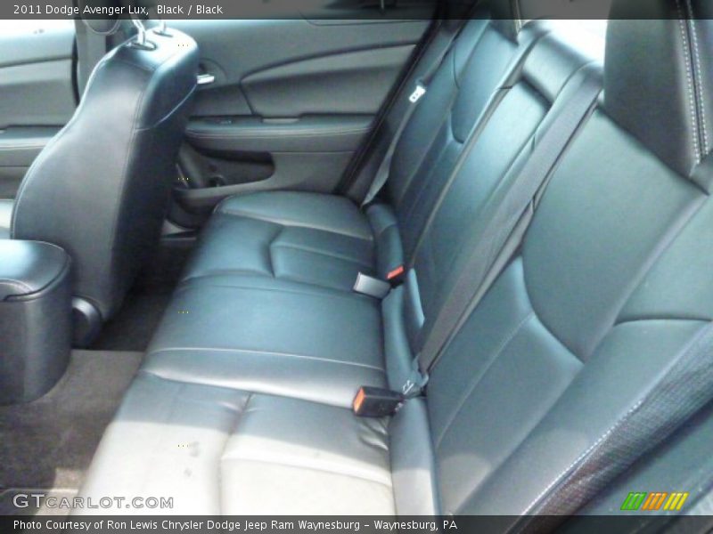 Black / Black 2011 Dodge Avenger Lux