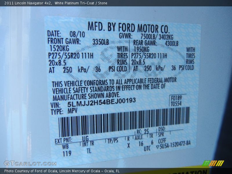 2011 Navigator 4x2 White Platinum Tri-Coat Color Code UG