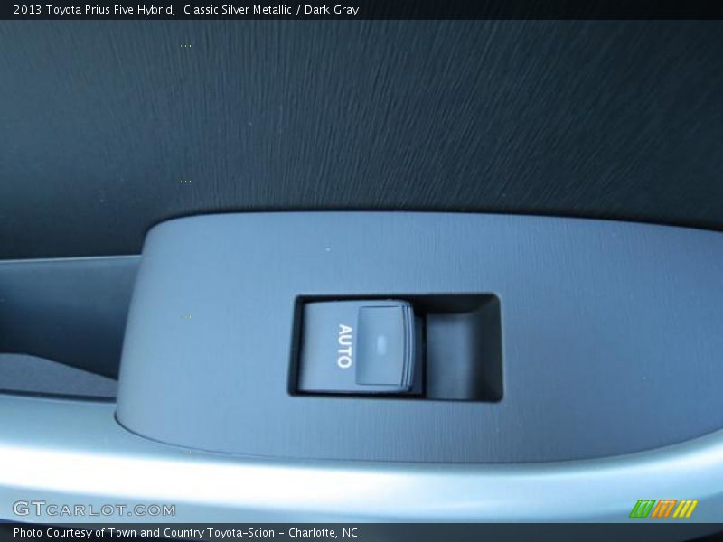 Classic Silver Metallic / Dark Gray 2013 Toyota Prius Five Hybrid