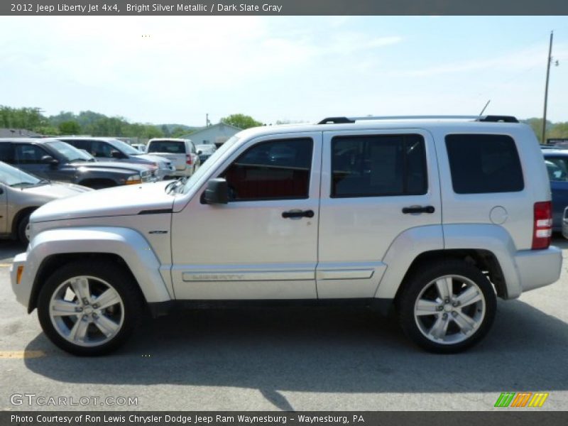 Bright Silver Metallic / Dark Slate Gray 2012 Jeep Liberty Jet 4x4