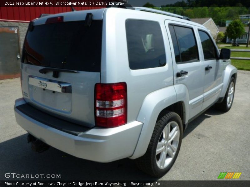 Bright Silver Metallic / Dark Slate Gray 2012 Jeep Liberty Jet 4x4