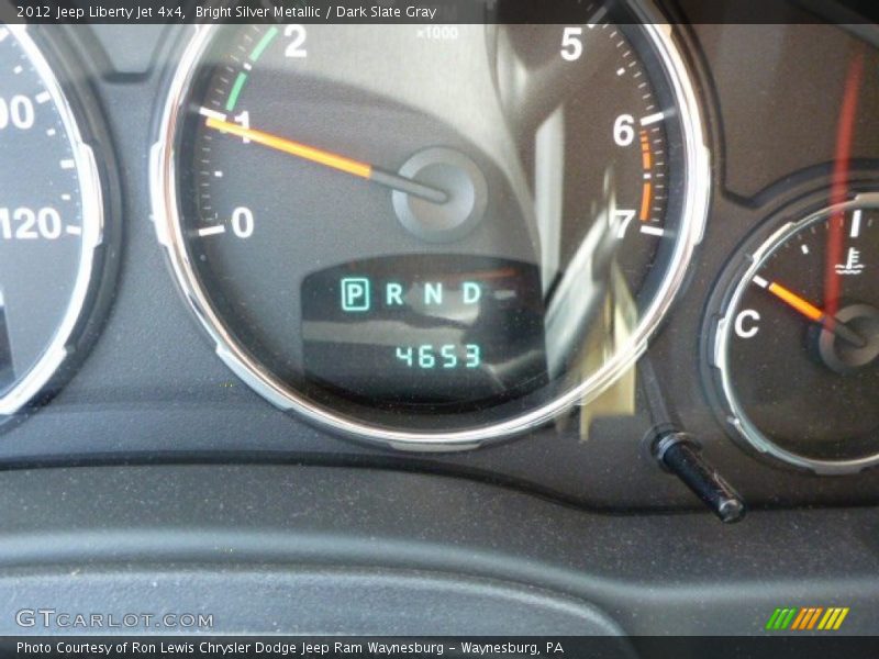 Bright Silver Metallic / Dark Slate Gray 2012 Jeep Liberty Jet 4x4