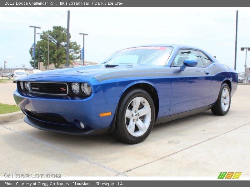Front 3/4 View of 2012 Challenger R/T
