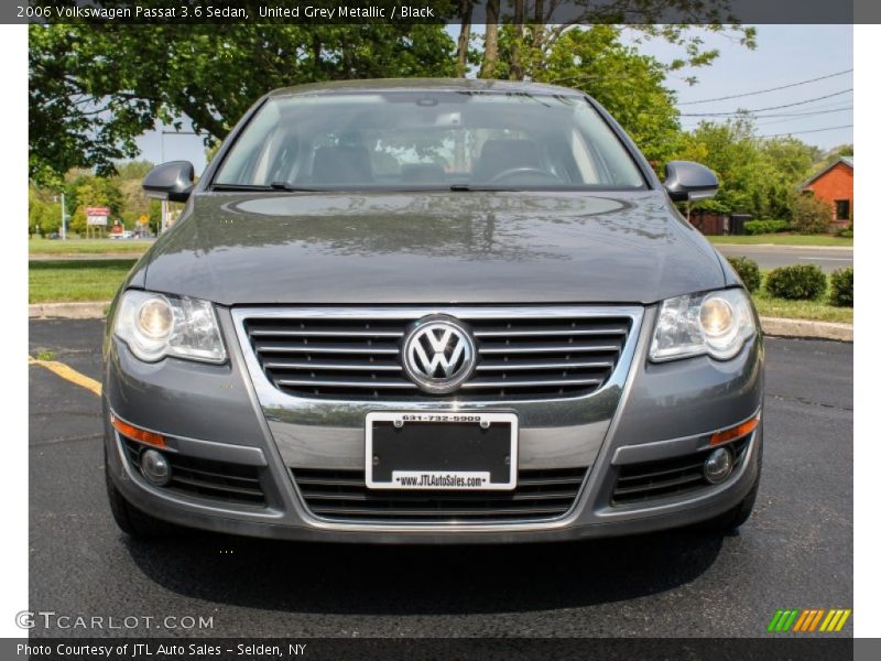 United Grey Metallic / Black 2006 Volkswagen Passat 3.6 Sedan