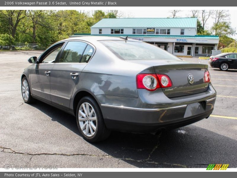 United Grey Metallic / Black 2006 Volkswagen Passat 3.6 Sedan