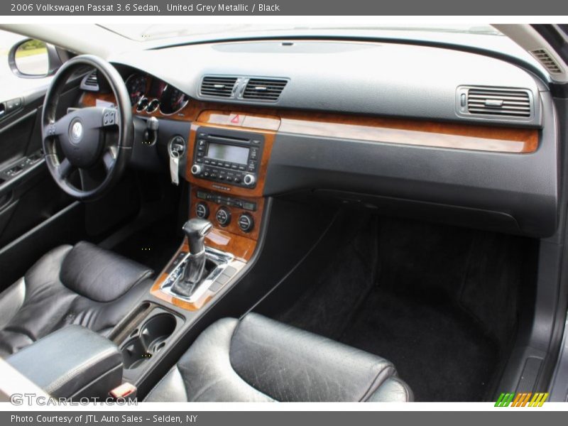 Dashboard of 2006 Passat 3.6 Sedan