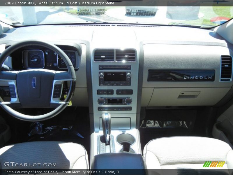 Dashboard of 2009 MKX 