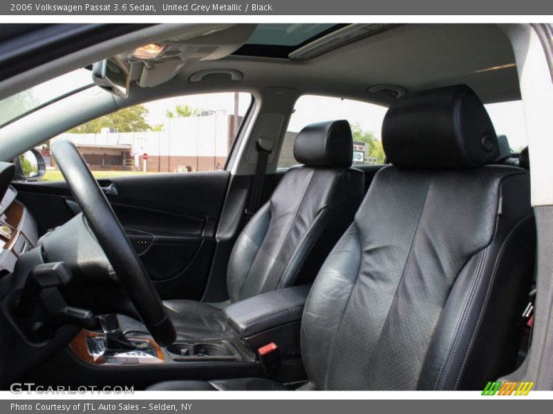 United Grey Metallic / Black 2006 Volkswagen Passat 3.6 Sedan