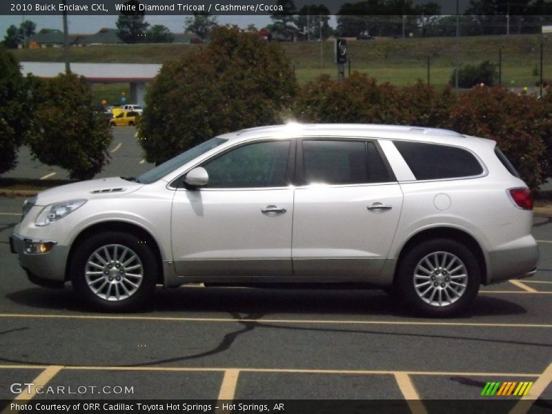 White Diamond Tricoat / Cashmere/Cocoa 2010 Buick Enclave CXL