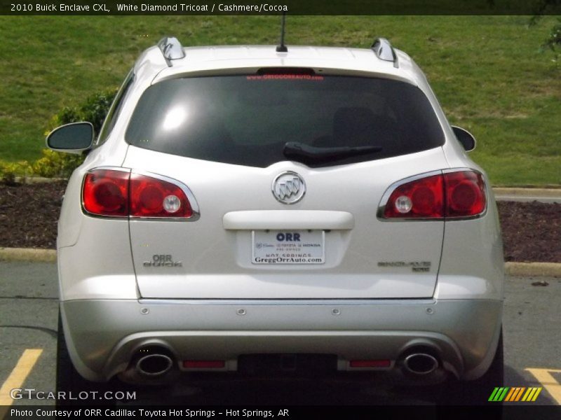 White Diamond Tricoat / Cashmere/Cocoa 2010 Buick Enclave CXL