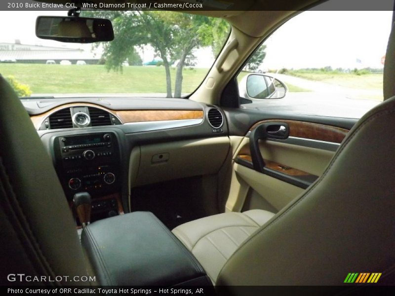 White Diamond Tricoat / Cashmere/Cocoa 2010 Buick Enclave CXL