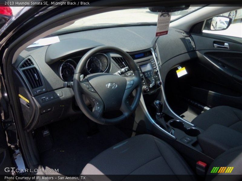 Midnight Black / Black 2013 Hyundai Sonata SE