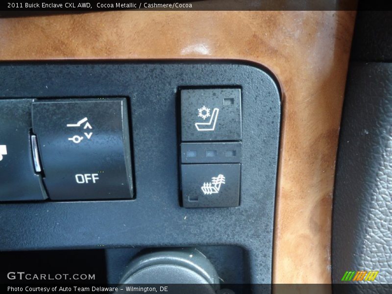 Cocoa Metallic / Cashmere/Cocoa 2011 Buick Enclave CXL AWD