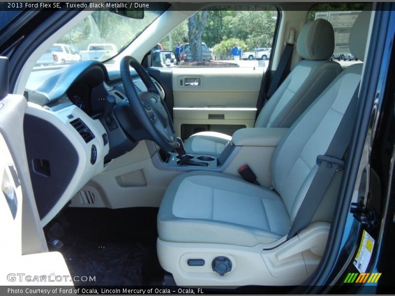 Tuxedo Black Metallic / Dune 2013 Ford Flex SE