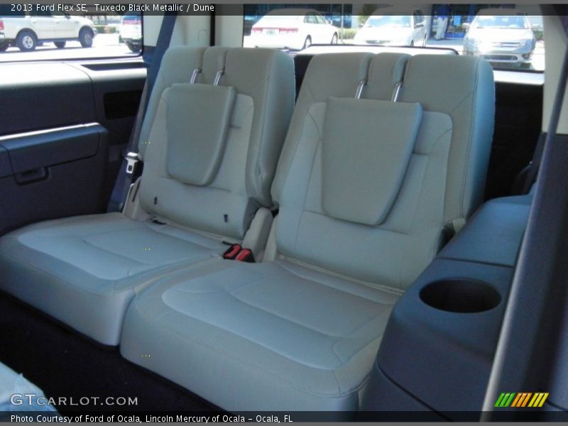 Tuxedo Black Metallic / Dune 2013 Ford Flex SE