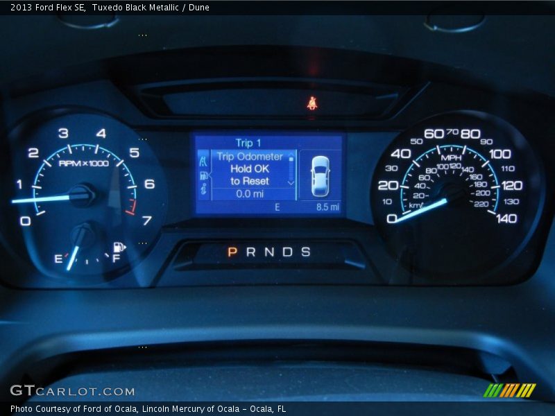 Tuxedo Black Metallic / Dune 2013 Ford Flex SE