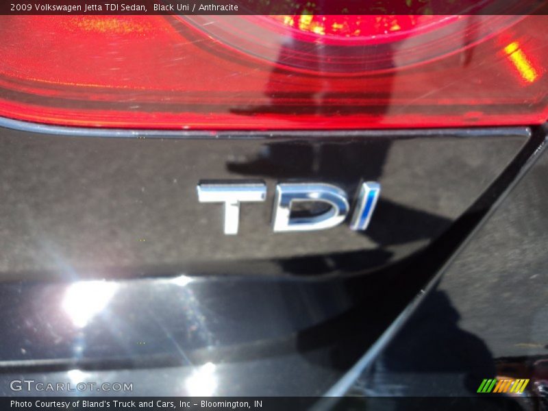 Black Uni / Anthracite 2009 Volkswagen Jetta TDI Sedan
