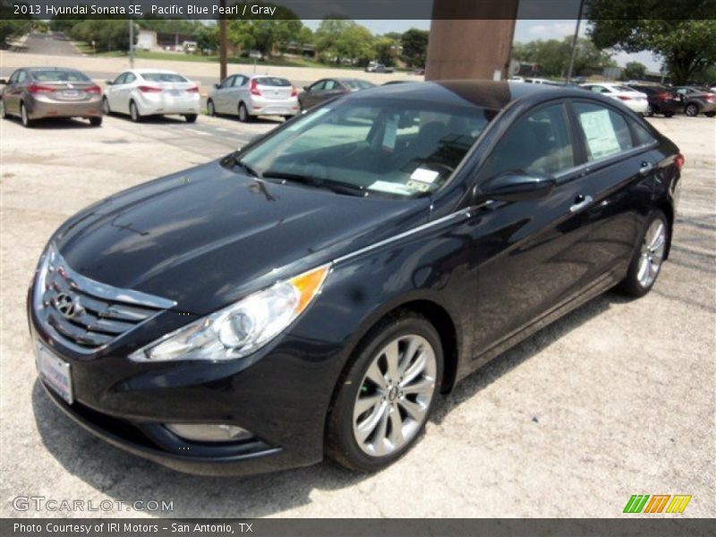 Pacific Blue Pearl / Gray 2013 Hyundai Sonata SE