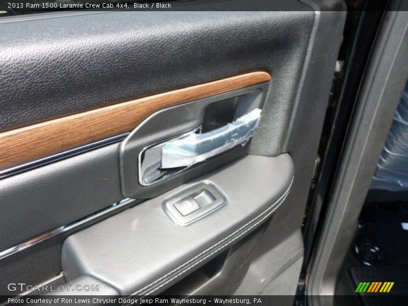 Black / Black 2013 Ram 1500 Laramie Crew Cab 4x4