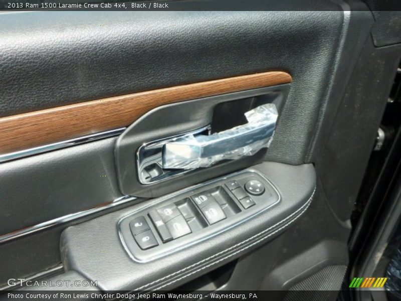 Black / Black 2013 Ram 1500 Laramie Crew Cab 4x4