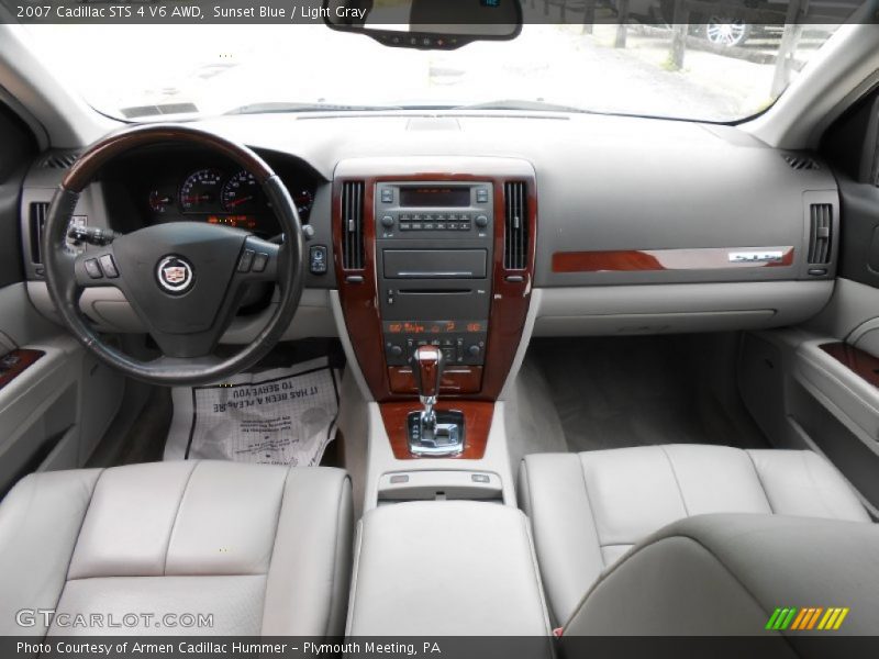 Dashboard of 2007 STS 4 V6 AWD