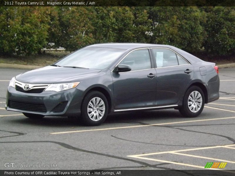 Front 3/4 View of 2012 Camry LE