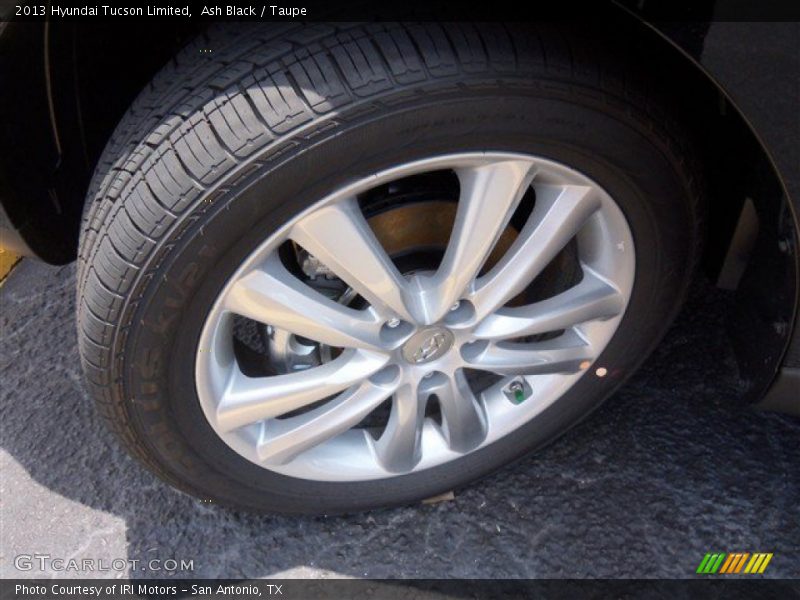 Ash Black / Taupe 2013 Hyundai Tucson Limited