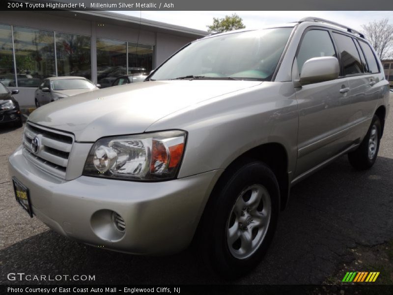 Millenium Silver Metallic / Ash 2004 Toyota Highlander I4