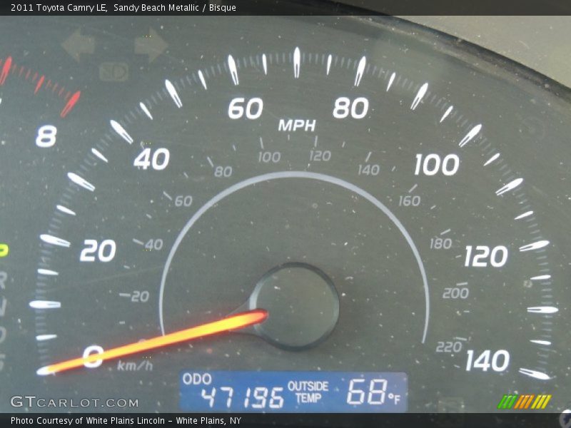 Sandy Beach Metallic / Bisque 2011 Toyota Camry LE