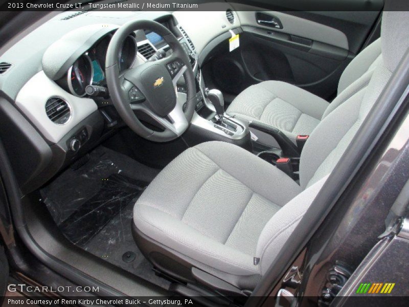 Tungsten Metallic / Medium Titanium 2013 Chevrolet Cruze LT