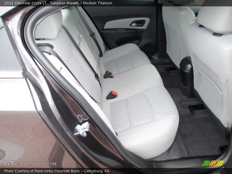 Tungsten Metallic / Medium Titanium 2013 Chevrolet Cruze LT