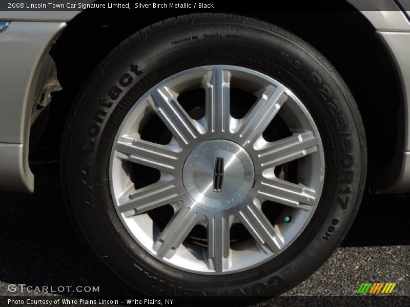  2008 Town Car Signature Limited Wheel