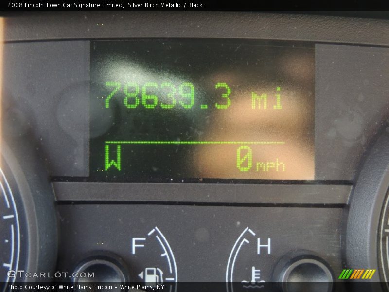 Silver Birch Metallic / Black 2008 Lincoln Town Car Signature Limited