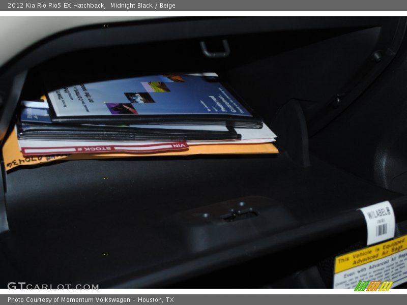 Midnight Black / Beige 2012 Kia Rio Rio5 EX Hatchback