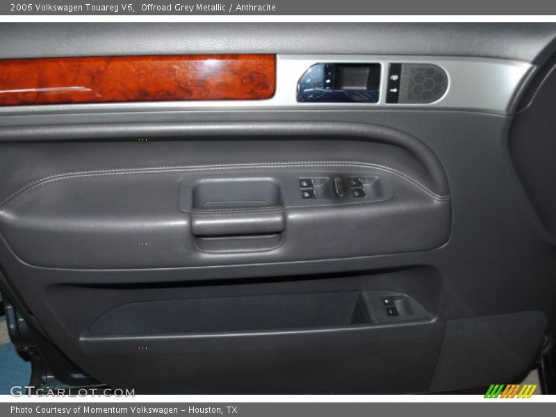 Offroad Grey Metallic / Anthracite 2006 Volkswagen Touareg V6