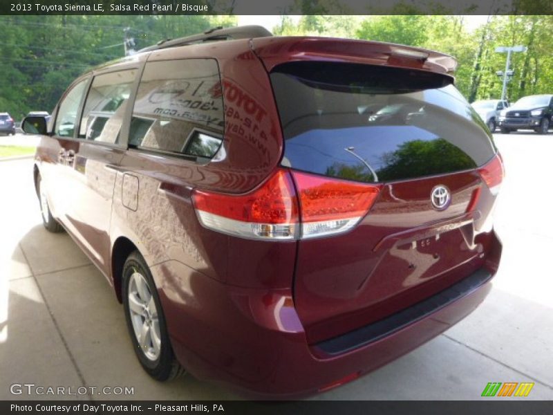 Salsa Red Pearl / Bisque 2013 Toyota Sienna LE
