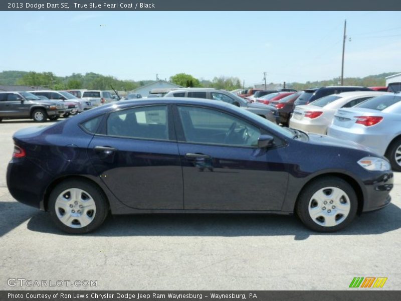 True Blue Pearl Coat / Black 2013 Dodge Dart SE