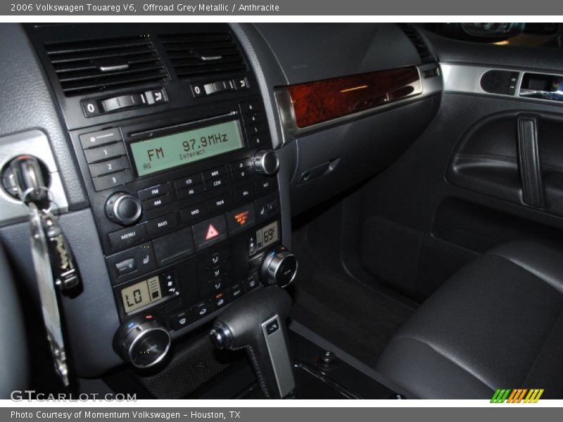 Offroad Grey Metallic / Anthracite 2006 Volkswagen Touareg V6